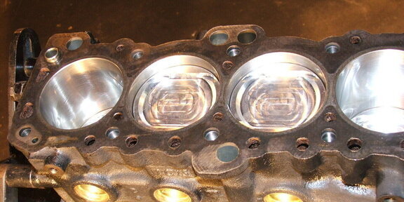engine-012.jpg