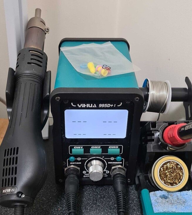 solder1.jpg